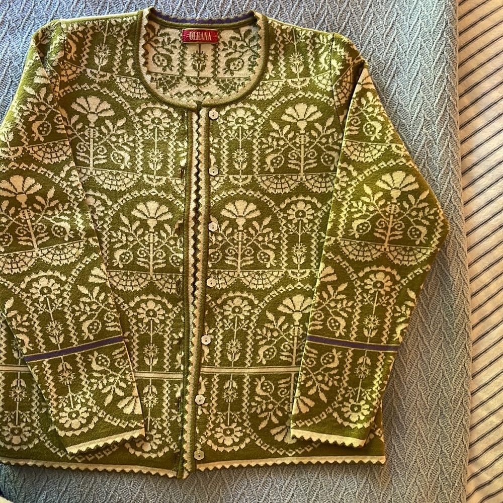 Oleana Floral Olive and Cream Cardigan, with a hint of Purple/XS